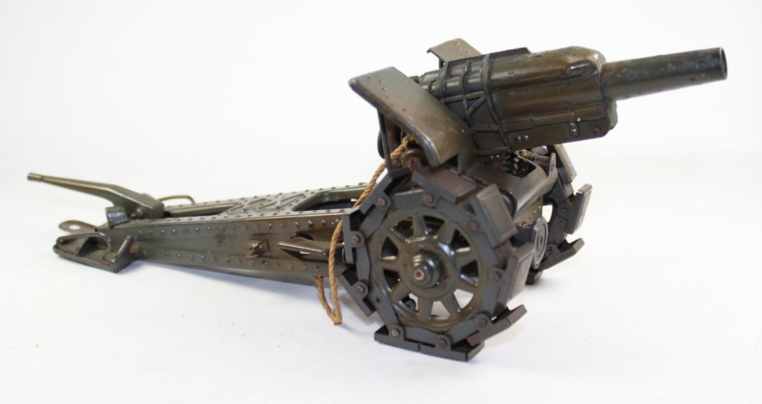Military Vehicles - We stock heirloom toy soldiers and